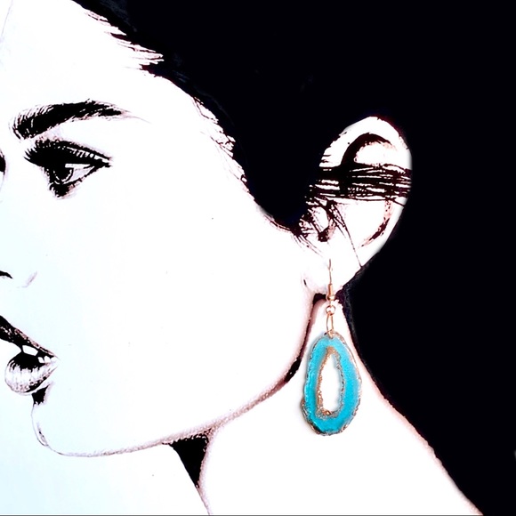 Blue agate resin jewelry set - Picture 2 of 6